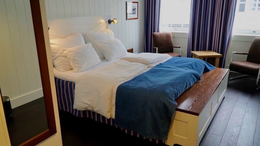 Støtvig hotel bedroom review