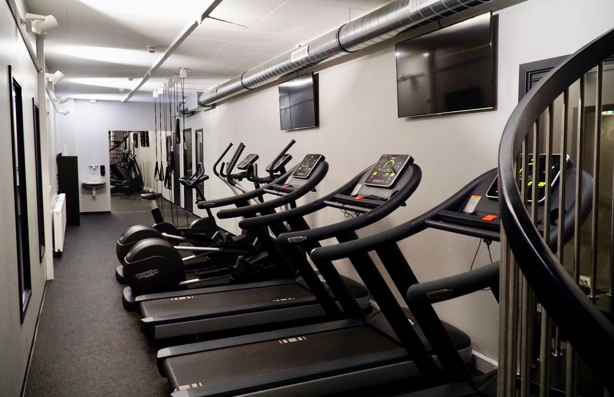 Clarion Hotel Air review gym