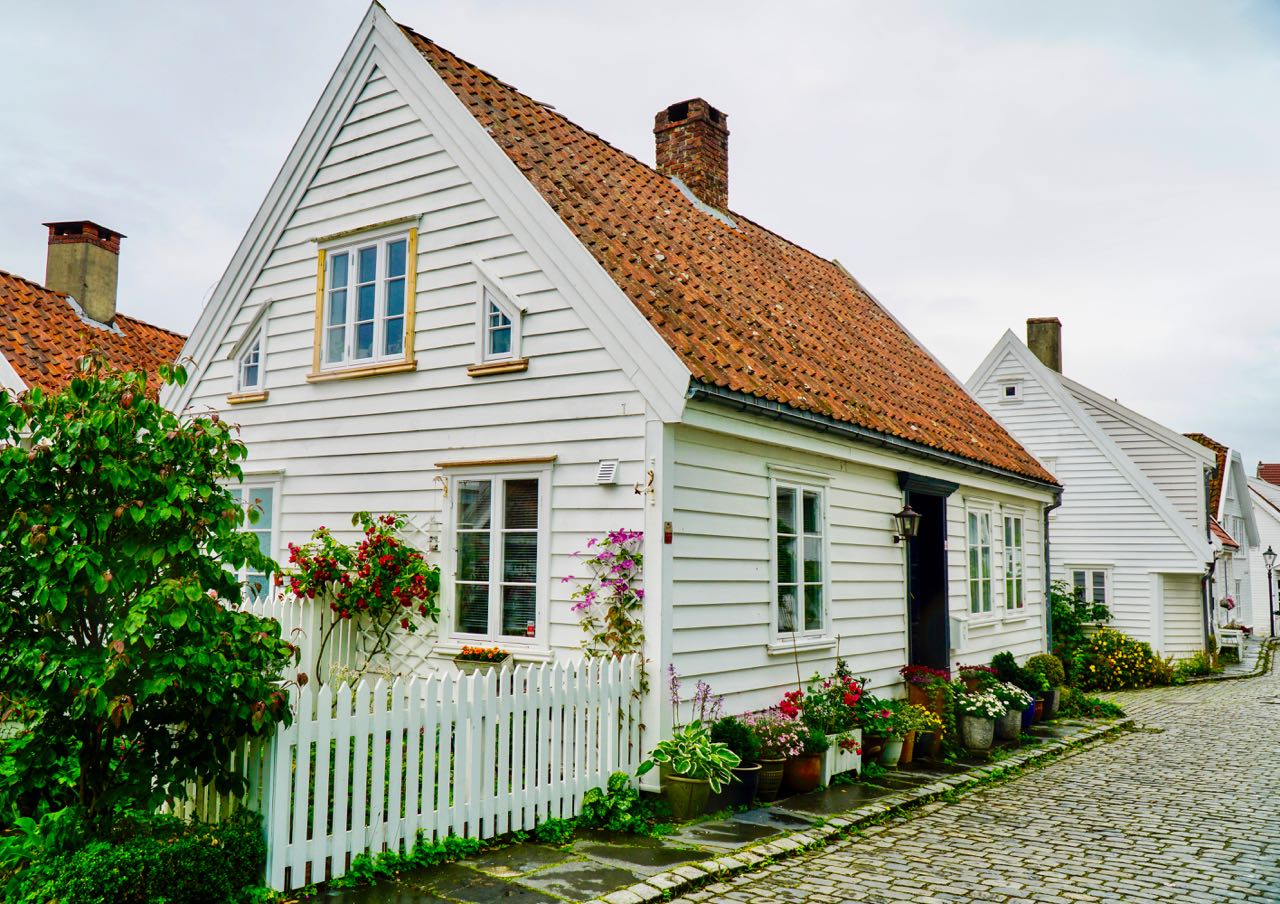 Road trip Norway Stavanger old town house