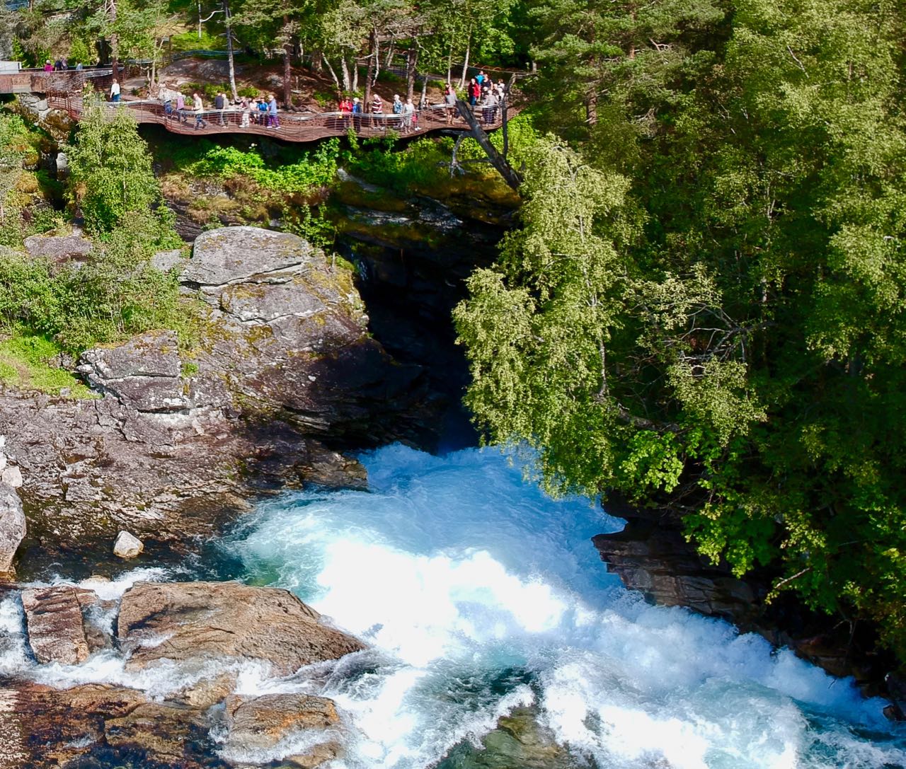 Road trip Norway Gudbrandsjuvet drone photo viewing platform