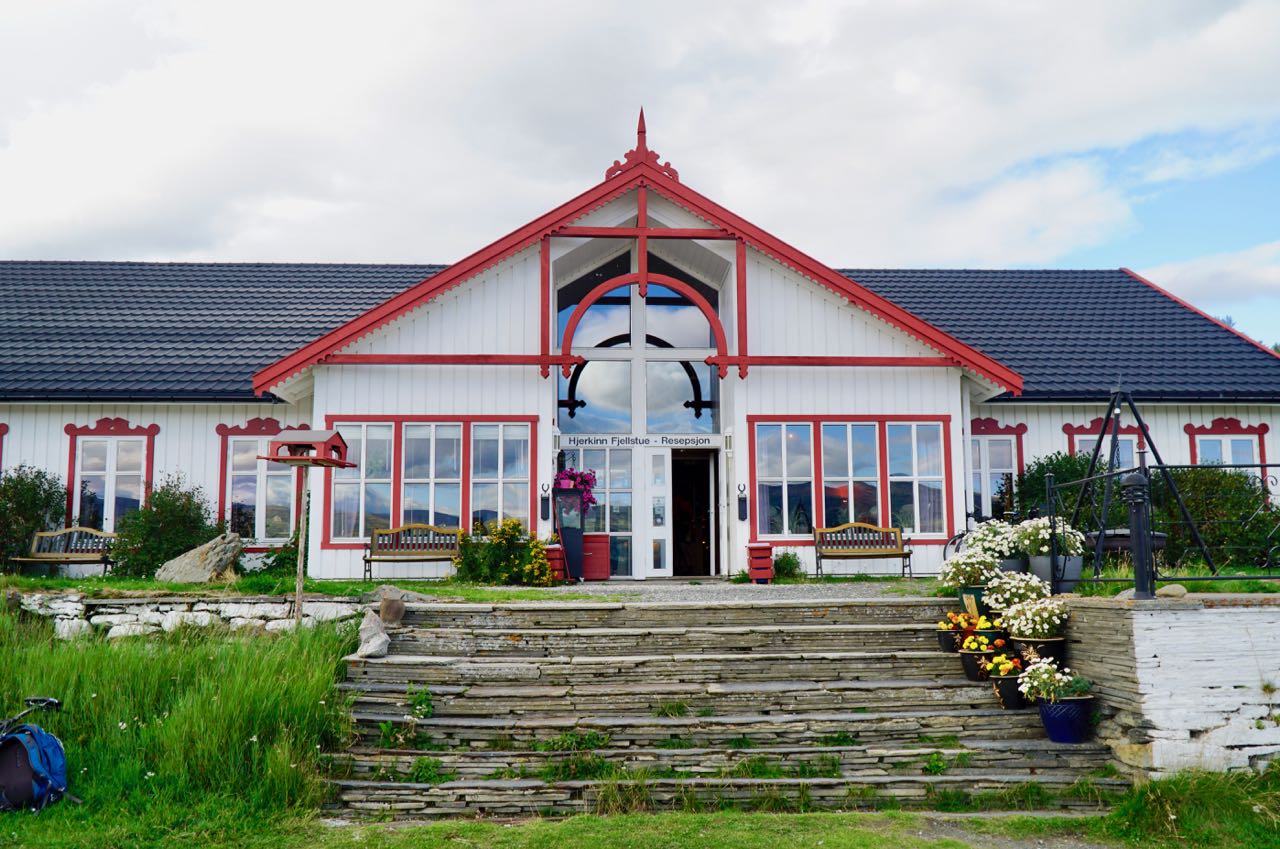 Tour de Dovre Hjerkinn Fjellstue