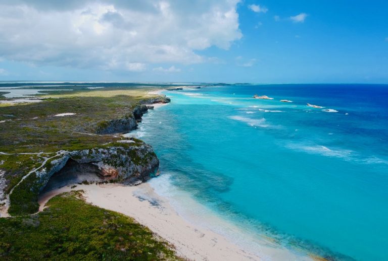 Everything You Need to Know About a Day Trip to North and Middle Caicos