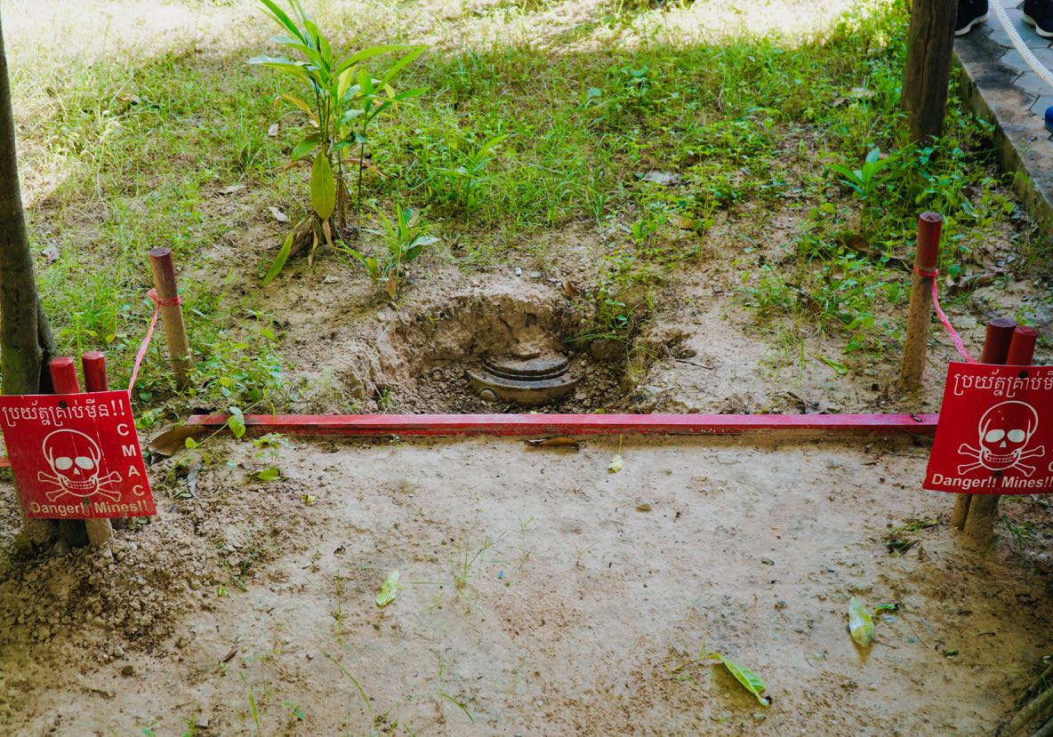 APOPO Visitor Center landmine rotter omtale