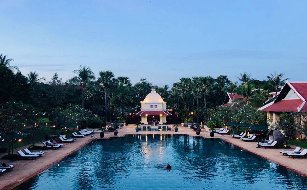 Raffles Grand Hotel d'Angkor Siem Reap svømmebasseng