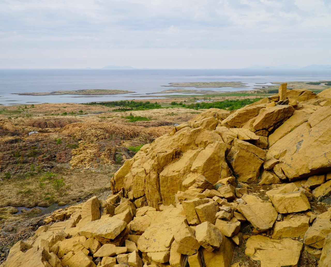 Climb to Ørnerovet on Leka