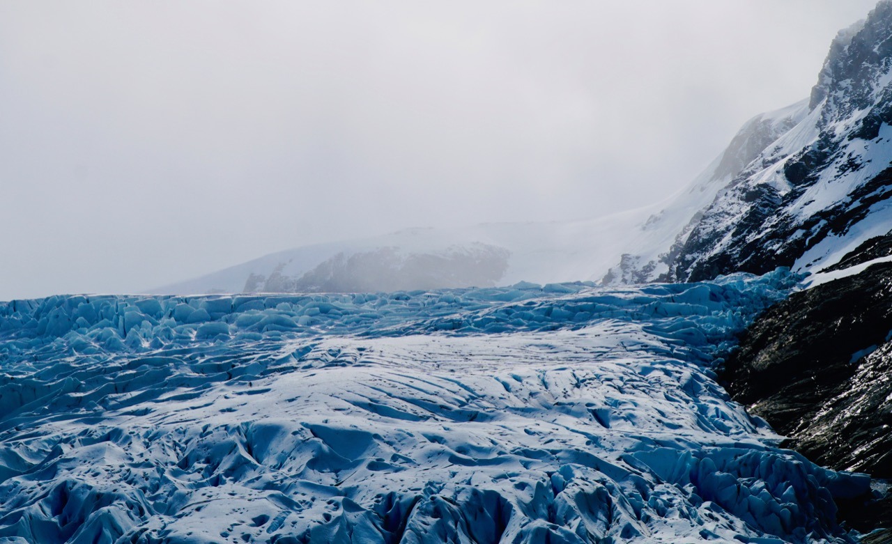 glacier walks Svartisen Engabreen