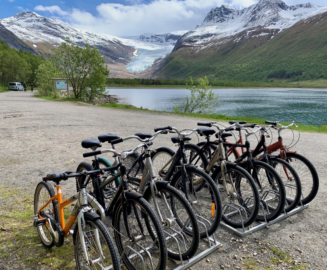 Bike rental Engabreen glacier dock