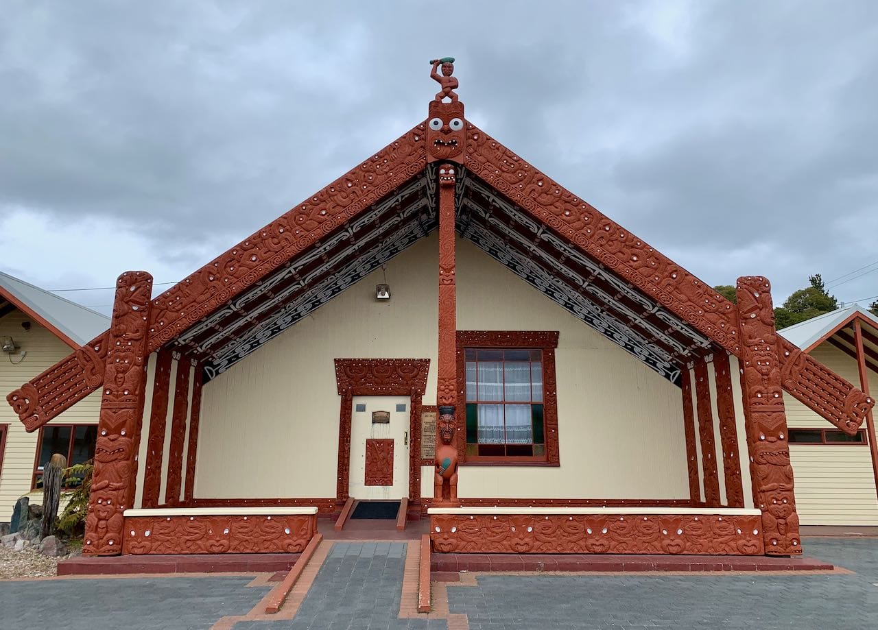 Whakarewarewa - en geotermisk maorilandsby