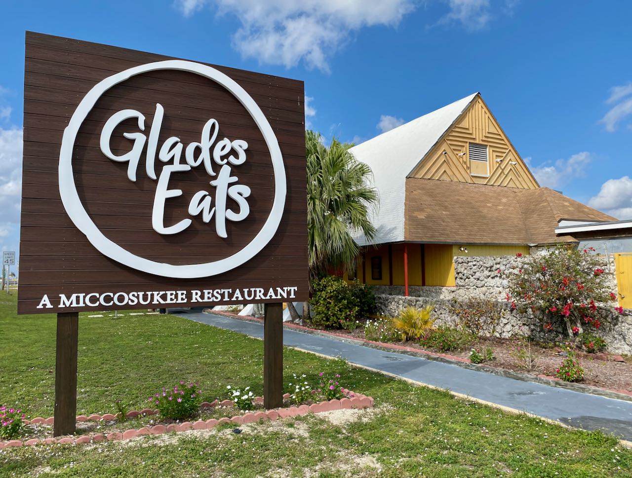 17 Attractions and Places to Stop Along the Tamiami Trail/U.S. Highway