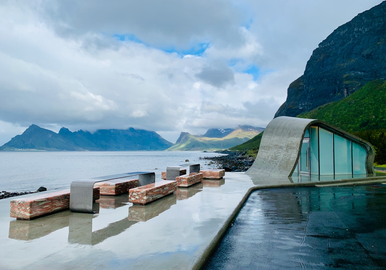 GILDESKÅL (Norwegian Scenic Route Helgelandskysten): The restroom at Ureddplassen was named "the world’s most beautiful public loo" by The Telegraph newspaper.